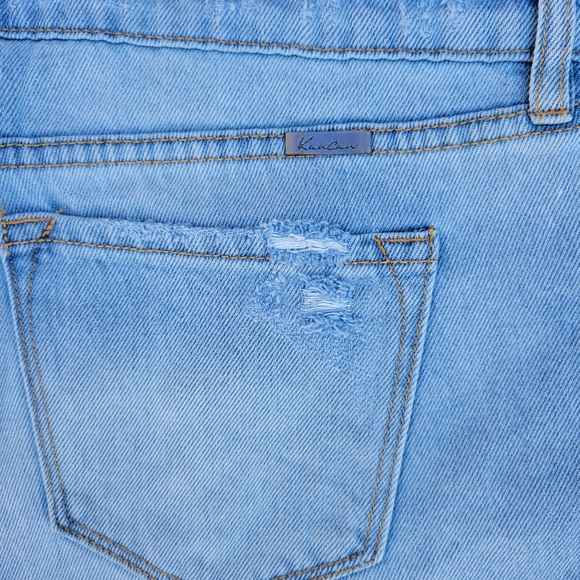 KanCan Estilo button fly shorts - Picture 3 of 7